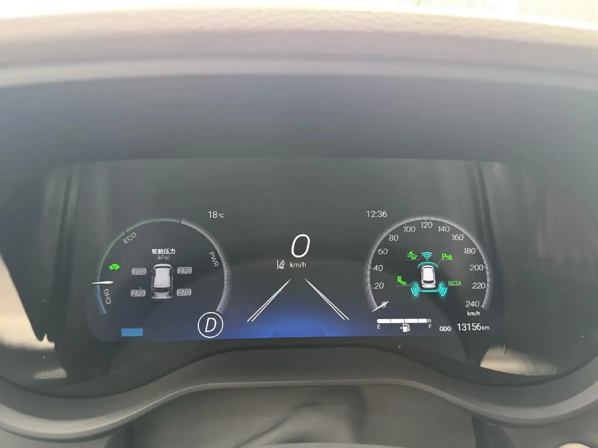 2023 Toyota Granvia 2.5L 189HP L4 E-CVT Hybrid,autocango,china used car exporter,china ev exporter,chinese used car exporter,chinese used ev exporter