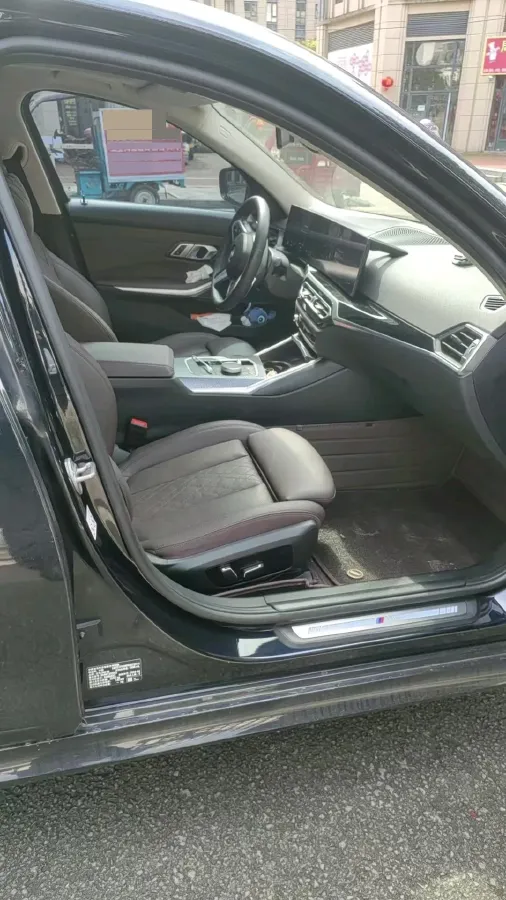 2024 BMW 3 Series 2.0T 184HP L4 8AT,autocango,china used car exporter,china ev exporter,chinese used car exporter,chinese used ev exporter