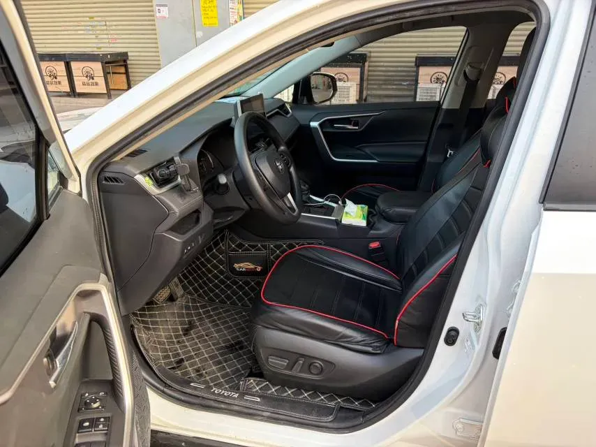 2022 Toyota RAV4 2.0L 171HP L4 CVT,autocango,china used car exporter,china ev exporter,chinese used car exporter,chinese used ev exporter