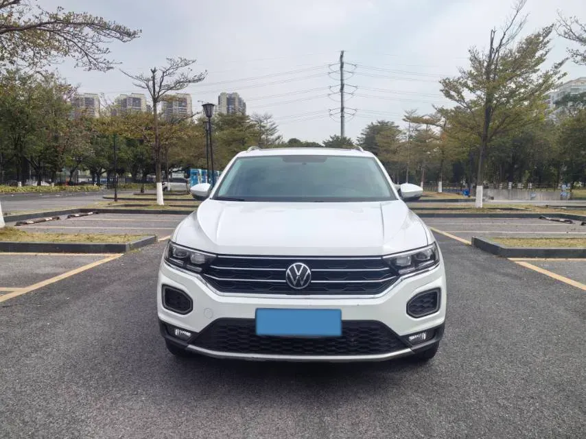 2021 Volkswagen T-Roc 1.4T 150HP L4 7DCT,autocango,china used car exporter,china ev exporter,chinese used car exporter,chinese used ev exporter