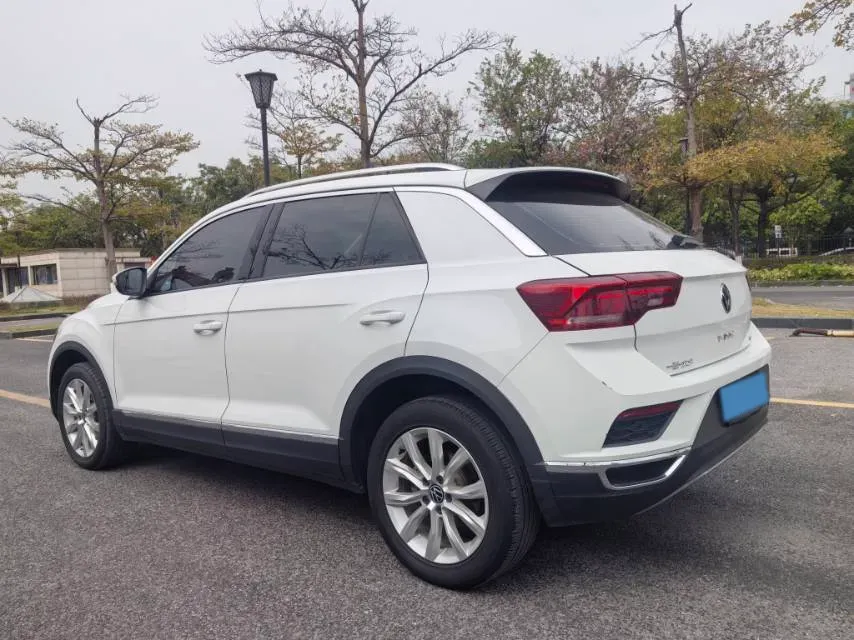 2021 Volkswagen T-Roc 1.4T 150HP L4 7DCT,autocango,china used car exporter,china ev exporter,chinese used car exporter,chinese used ev exporter