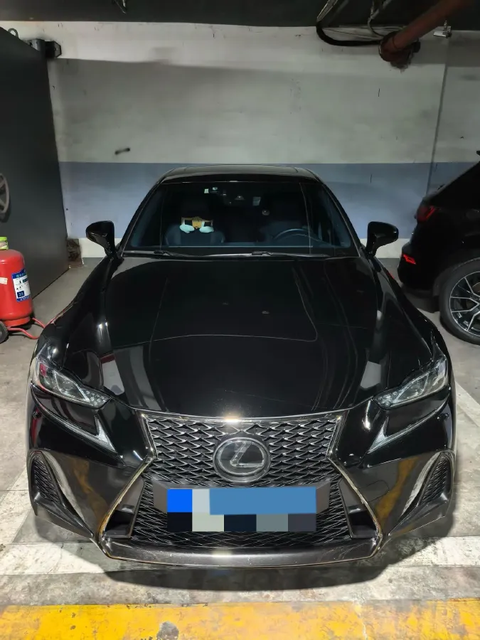 2017 Lexus IS 2.0T 245HP L4 8AT,autocango,china used car exporter,china ev exporter,chinese used car exporter,chinese used ev exporter