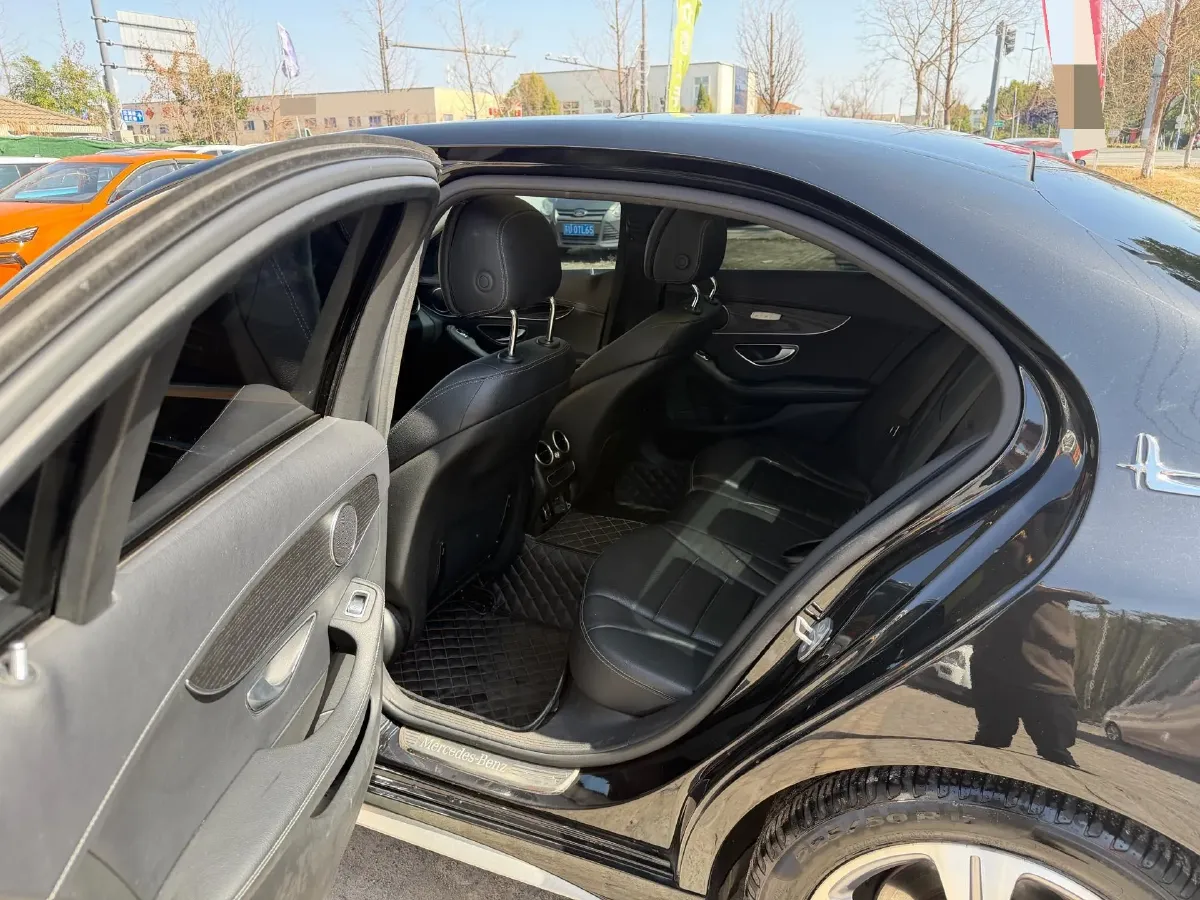 2021 Mercedes-Benz C Class 1.5T 184HP L4 9AT,autocango,china used car exporter,china ev exporter,chinese used car exporter,chinese used ev exporter