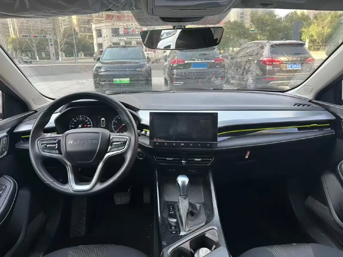 2021 Roewe i5 1.5L 120HP L4 CVT,autocango,china used car exporter,china ev exporter,chinese used car exporter,chinese used ev exporter