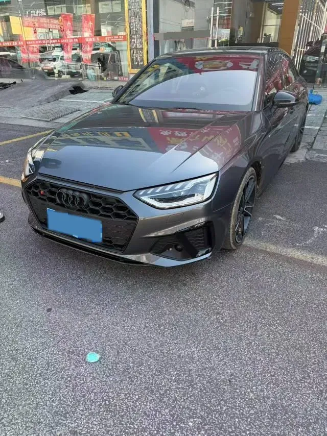 2023 Audi A4L 2.0T 245HP L4 7DCT,autocango,china used car exporter,china ev exporter,chinese used car exporter,chinese used ev exporter