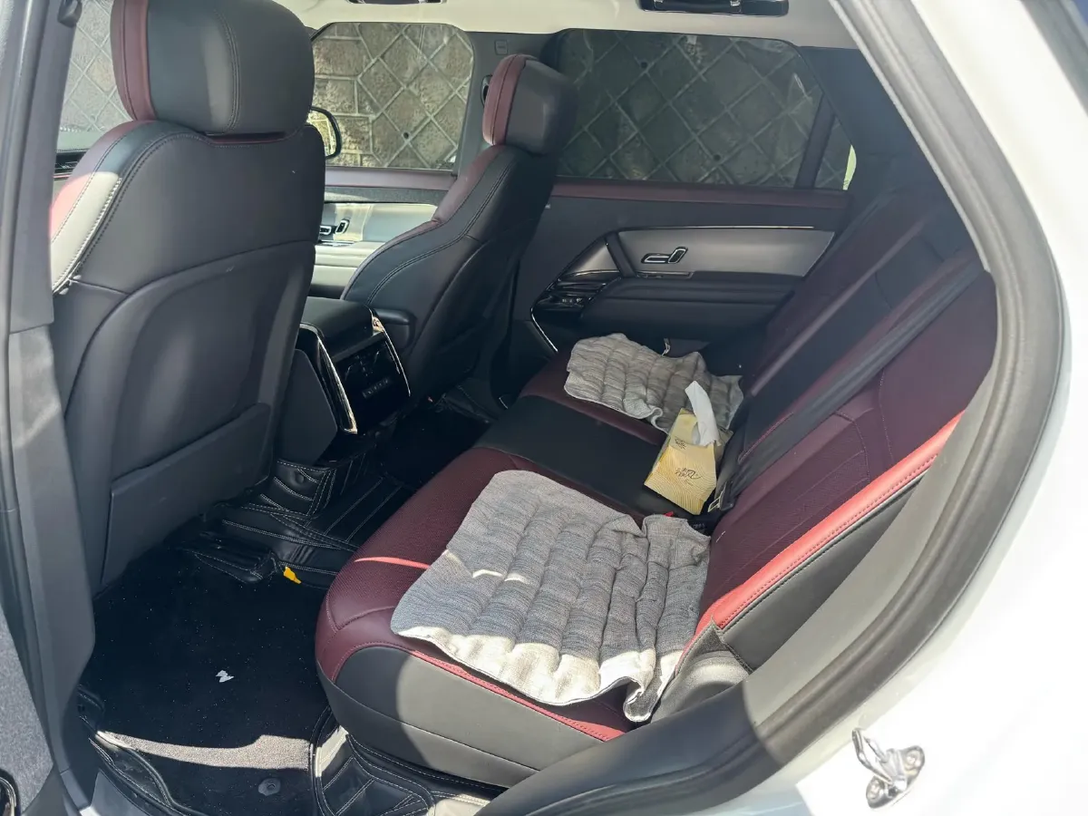 2024 Land Rover Range Rover Sport 3.0T 400HP L6 8AT,autocango,china used car exporter,china ev exporter,chinese used car exporter,chinese used ev exporter