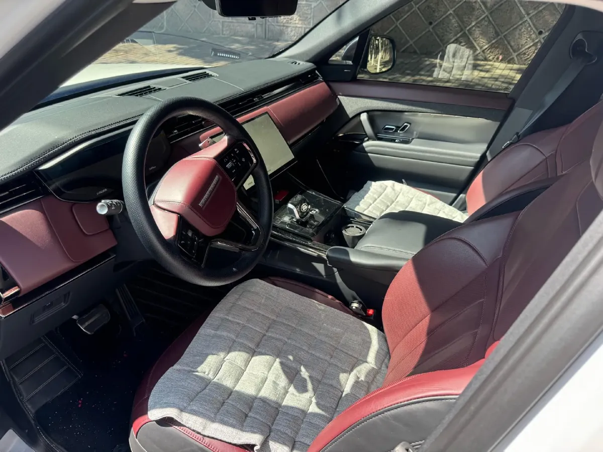 2024 Land Rover Range Rover Sport 3.0T 400HP L6 8AT,autocango,china used car exporter,china ev exporter,chinese used car exporter,chinese used ev exporter
