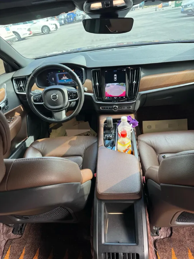 2022 Volvo S90 2.0T 250HP L4 8AT,autocango,china used car exporter,china ev exporter,chinese used car exporter,chinese used ev exporter