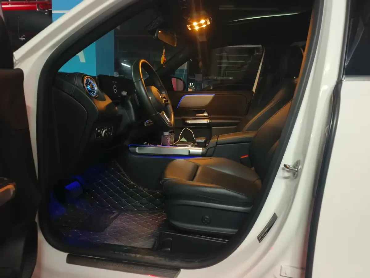 2023 Mercedes-Benz GLB Class 1.3T 163HP L4 7DCT,autocango,china used car exporter,china ev exporter,chinese used car exporter,chinese used ev exporter