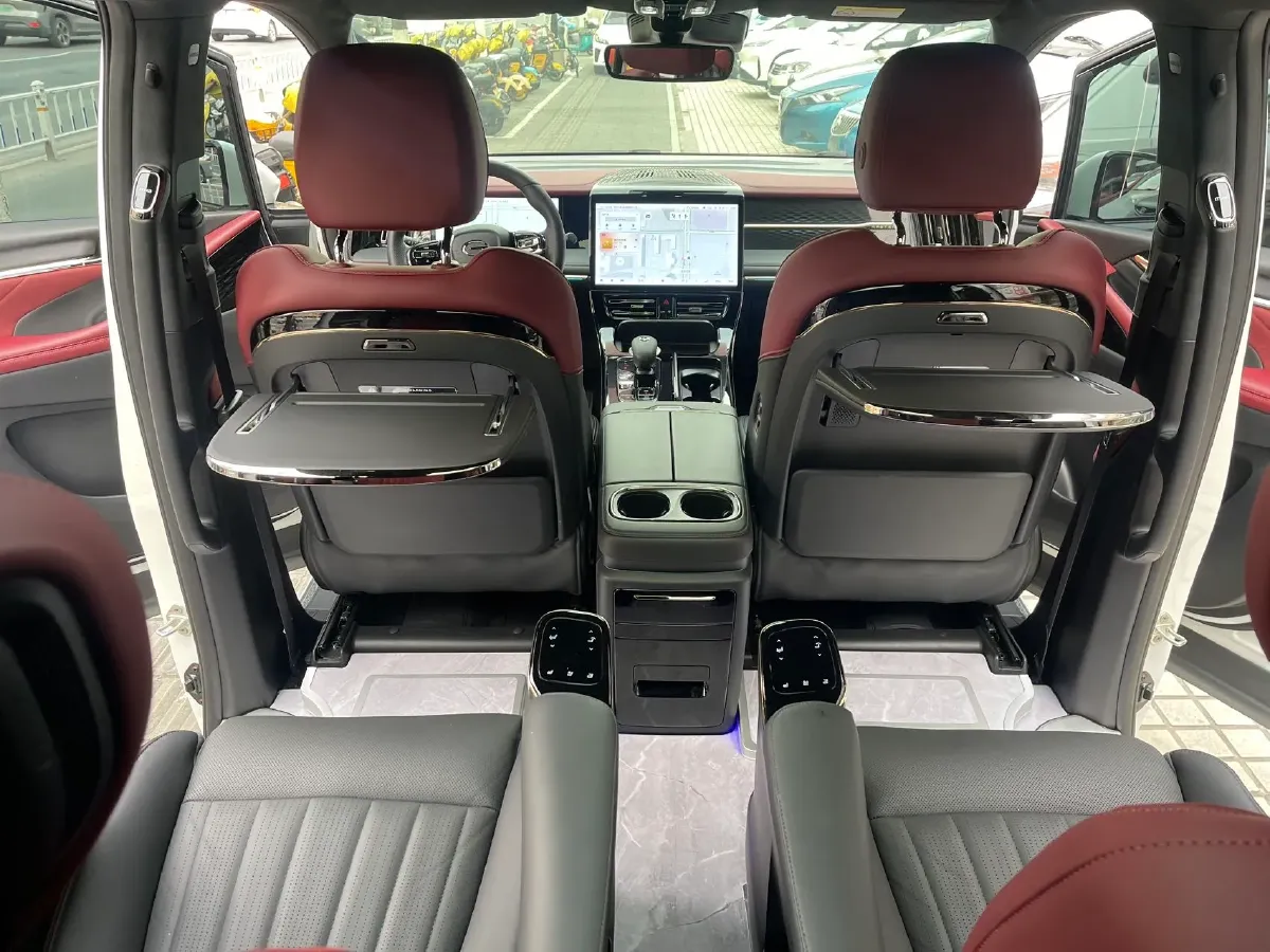 2025 GAC Trumpchi M8 2.0T 190HP L4 2DHT Hybrid,autocango,china used car exporter,china ev exporter,chinese used car exporter,chinese used ev exporter