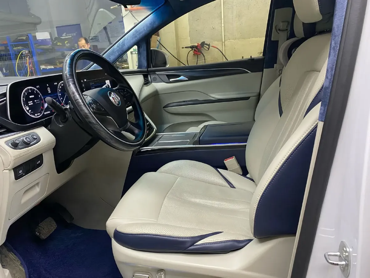 2021 Buick GL8 2.0T 237HP L4 9AT,autocango,china used car exporter,china ev exporter,chinese used car exporter,chinese used ev exporter