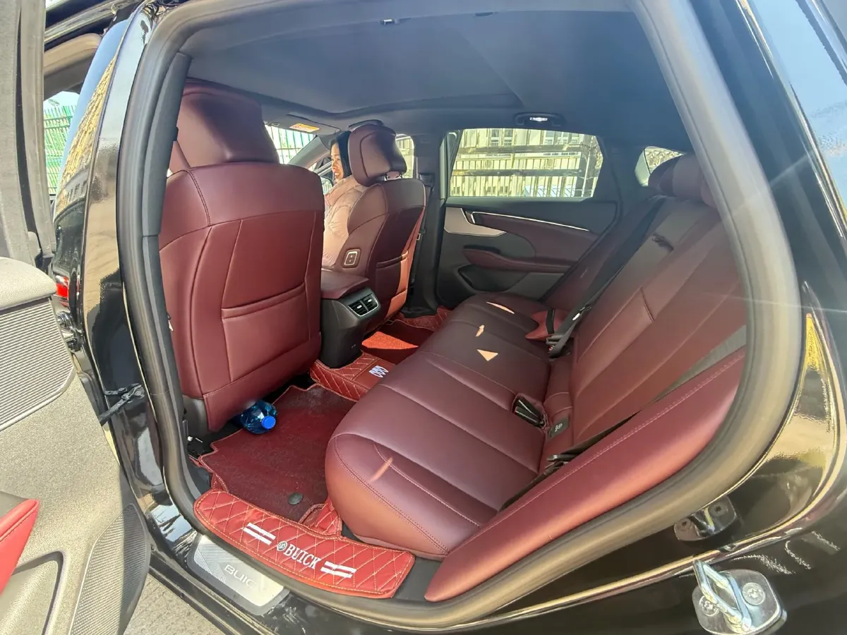 2025 Buick Larcosse 2.0T 237HP L4 9AT,autocango,china used car exporter,china ev exporter,chinese used car exporter,chinese used ev exporter