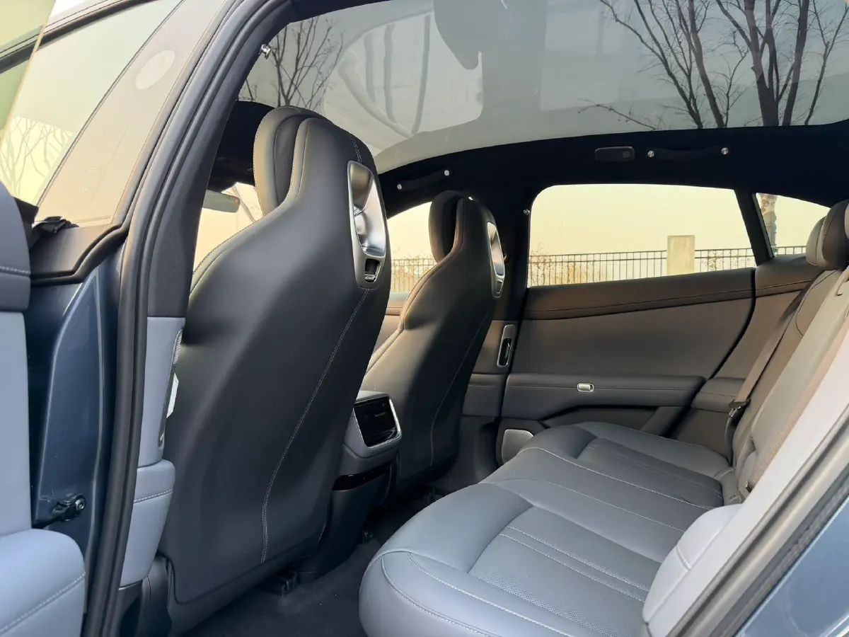 2025 MI YU7 BEV 96.3KWH,autocango,china used car exporter,china ev exporter,chinese used car exporter,chinese used ev exporter