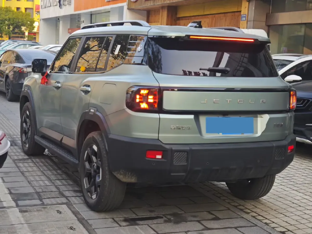 2025 Jetour Traveller 1.5T 184HP L4 7DCT,autocango,china used car exporter,china ev exporter,chinese used car exporter,chinese used ev exporter