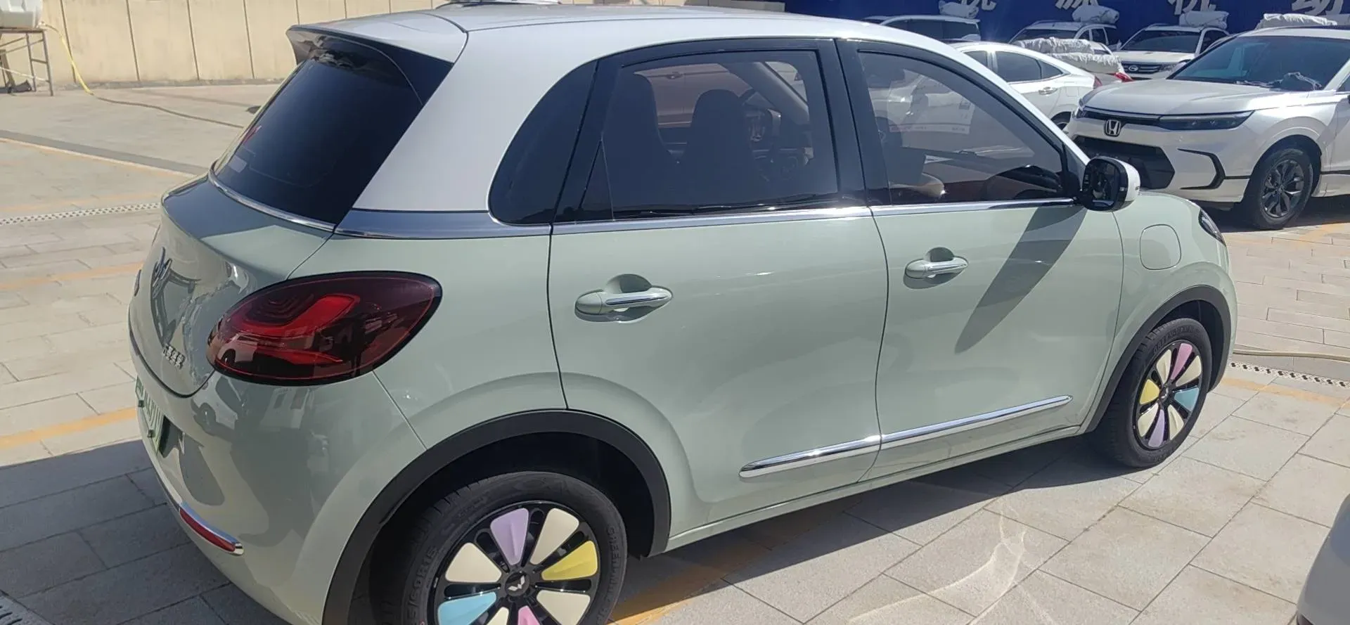2023 WuLing BinGuo BEV 37.9KWH,autocango,china used car exporter,china ev exporter,chinese used car exporter,chinese used ev exporter