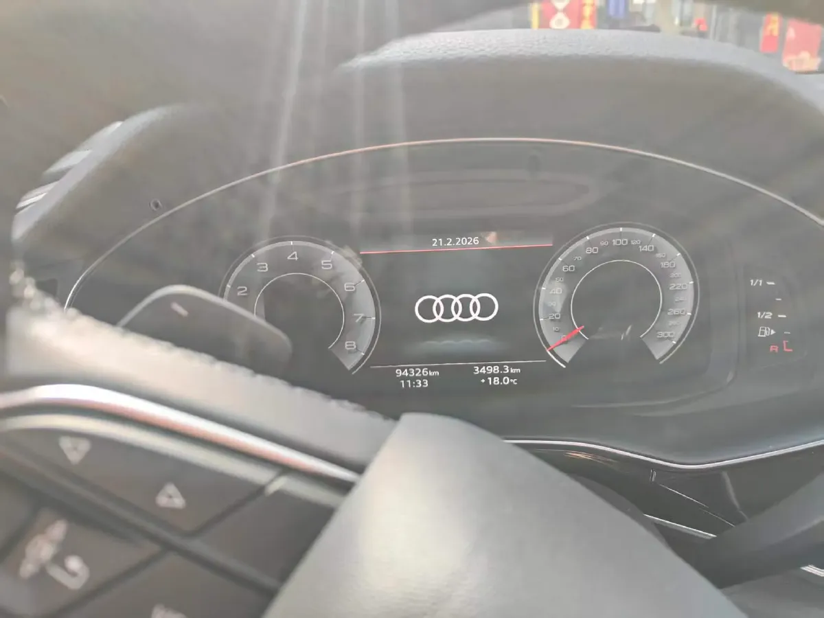 2021 Audi Q8 3.0T 340HP V6 8AT,autocango,china used car exporter,china ev exporter,chinese used car exporter,chinese used ev exporter