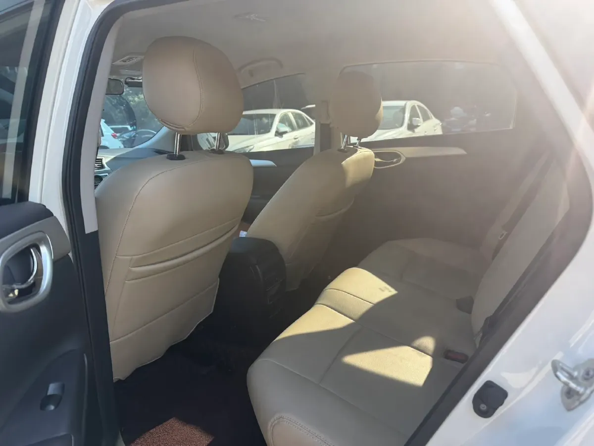 2021 Toyota Levin 1.2T 116HP L4 CVT,autocango,china used car exporter,china ev exporter,chinese used car exporter,chinese used ev exporter