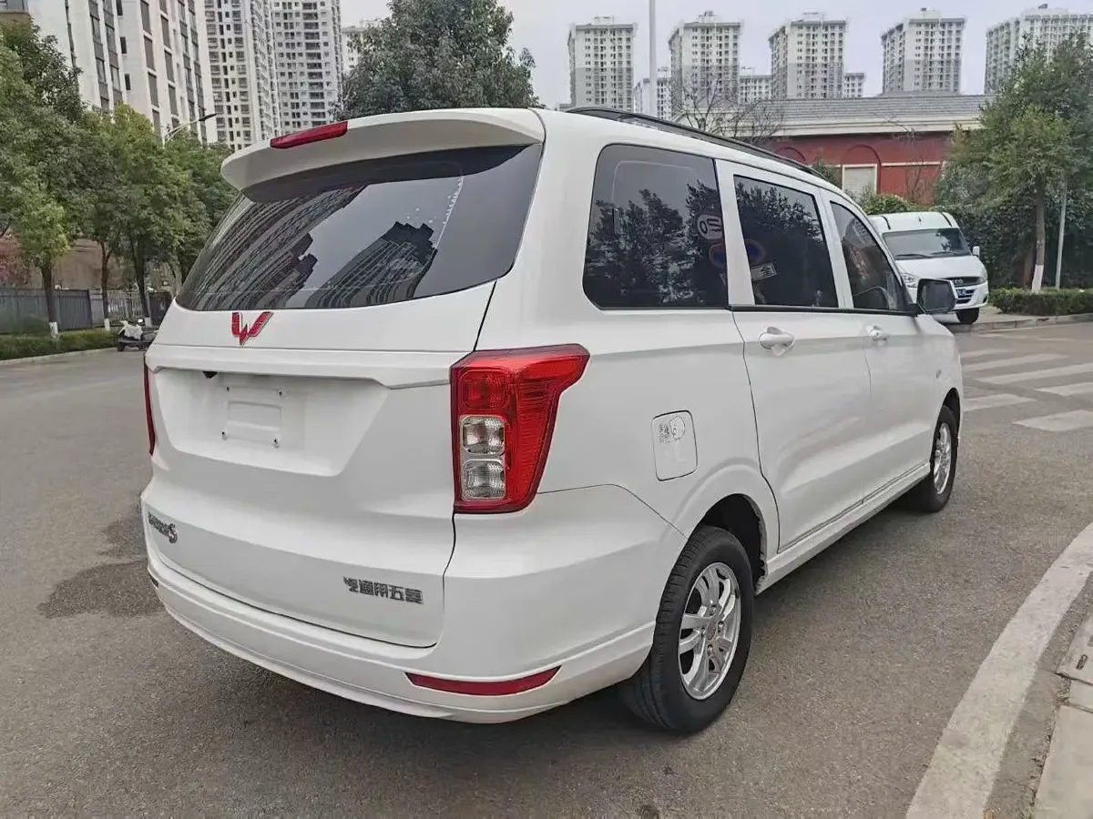 2019 WuLing HongGuang 1.5L 99HP L4 6MT,autocango,china used car exporter,china ev exporter,chinese used car exporter,chinese used ev exporter
