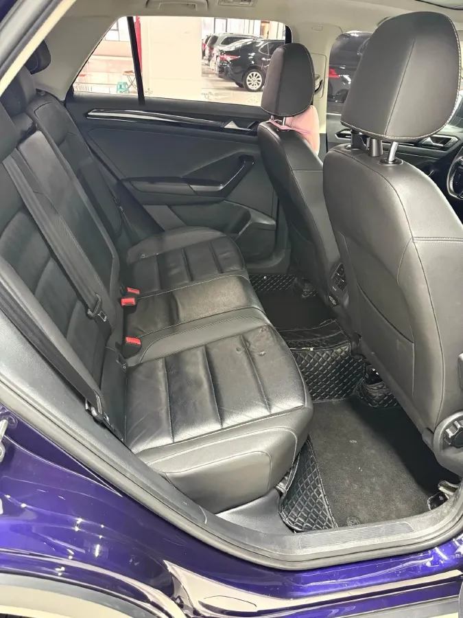 2019 Volkswagen T-Roc 1.4T 150HP L4 7DCT,autocango,china used car exporter,china ev exporter,chinese used car exporter,chinese used ev exporter