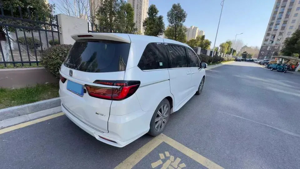 2022 Honda Odyssey 2.0L 146HP L4 E-CVT Hybrid,autocango,china used car exporter,china ev exporter,chinese used car exporter,chinese used ev exporter