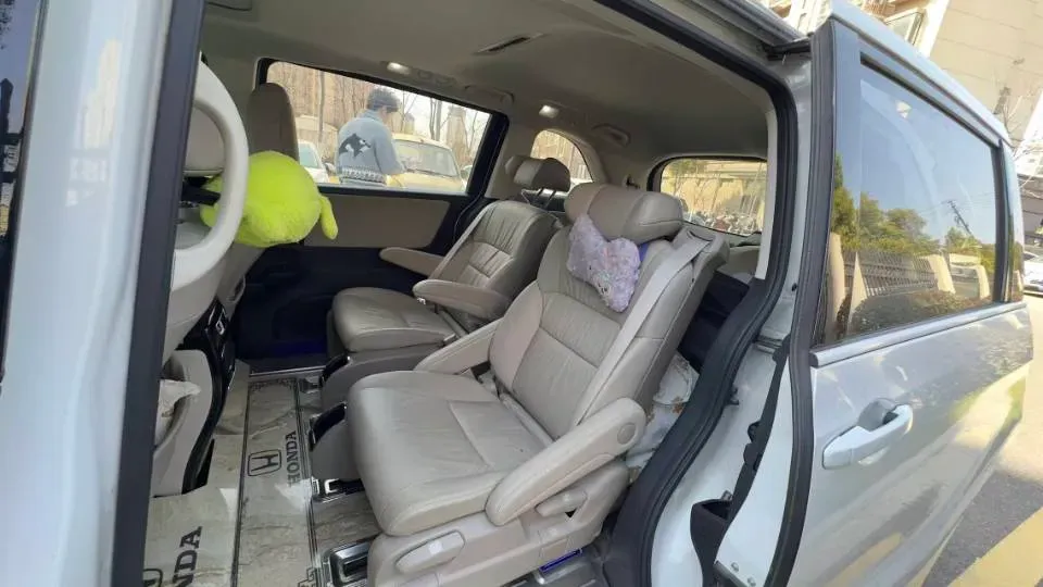 2022 Honda Odyssey 2.0L 146HP L4 E-CVT Hybrid,autocango,china used car exporter,china ev exporter,chinese used car exporter,chinese used ev exporter