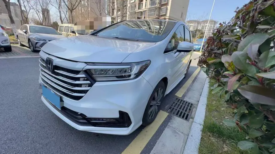 2022 Honda Odyssey 2.0L 146HP L4 E-CVT Hybrid,autocango,china used car exporter,china ev exporter,chinese used car exporter,chinese used ev exporter