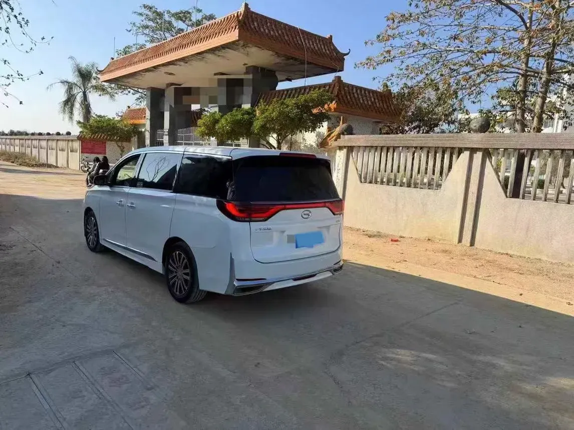 2021 GAC Trumpchi M8 2.0T 252HP L4 8AT,autocango,china used car exporter,china ev exporter,chinese used car exporter,chinese used ev exporter