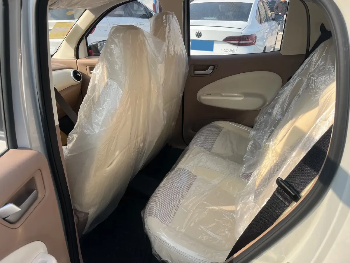 2025 WuLing HongGuang MINI EV BEV 16.2KWH,autocango,china used car exporter,china ev exporter,chinese used car exporter,chinese used ev exporter