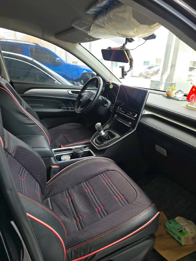 2021 Haval M6 1.5T 150HP L4 6MT,autocango,china used car exporter,china ev exporter,chinese used car exporter,chinese used ev exporter