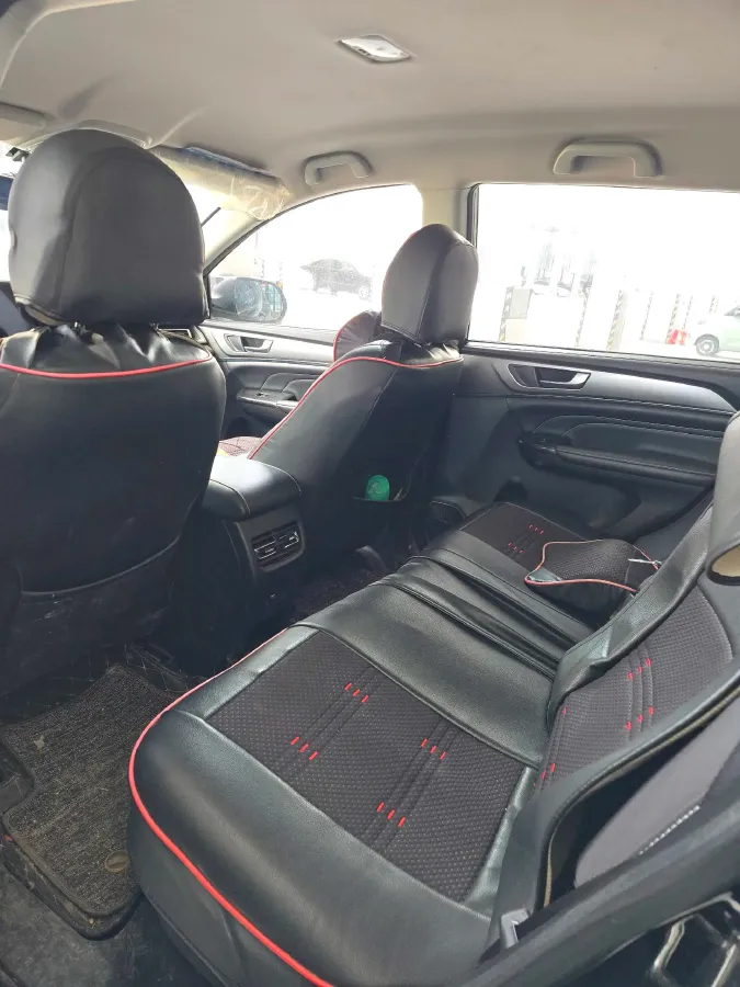 2021 Haval M6 1.5T 150HP L4 6MT,autocango,china used car exporter,china ev exporter,chinese used car exporter,chinese used ev exporter