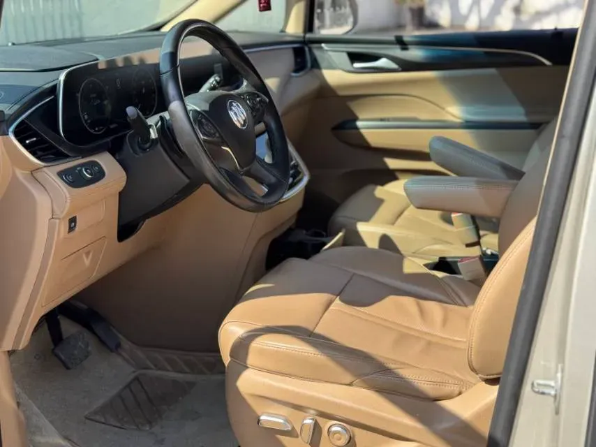 2021 Buick GL8 2.0T 237HP L4 9AT,autocango,china used car exporter,china ev exporter,chinese used car exporter,chinese used ev exporter