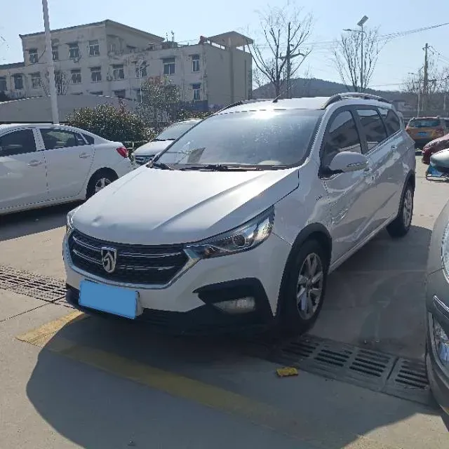 2018 BaoJun 360 1.5L 112HP L4 6MT,autocango,china used car exporter,china ev exporter,chinese used car exporter,chinese used ev exporter