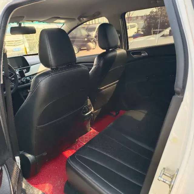 2018 BaoJun 360 1.5L 112HP L4 6MT,autocango,china used car exporter,china ev exporter,chinese used car exporter,chinese used ev exporter