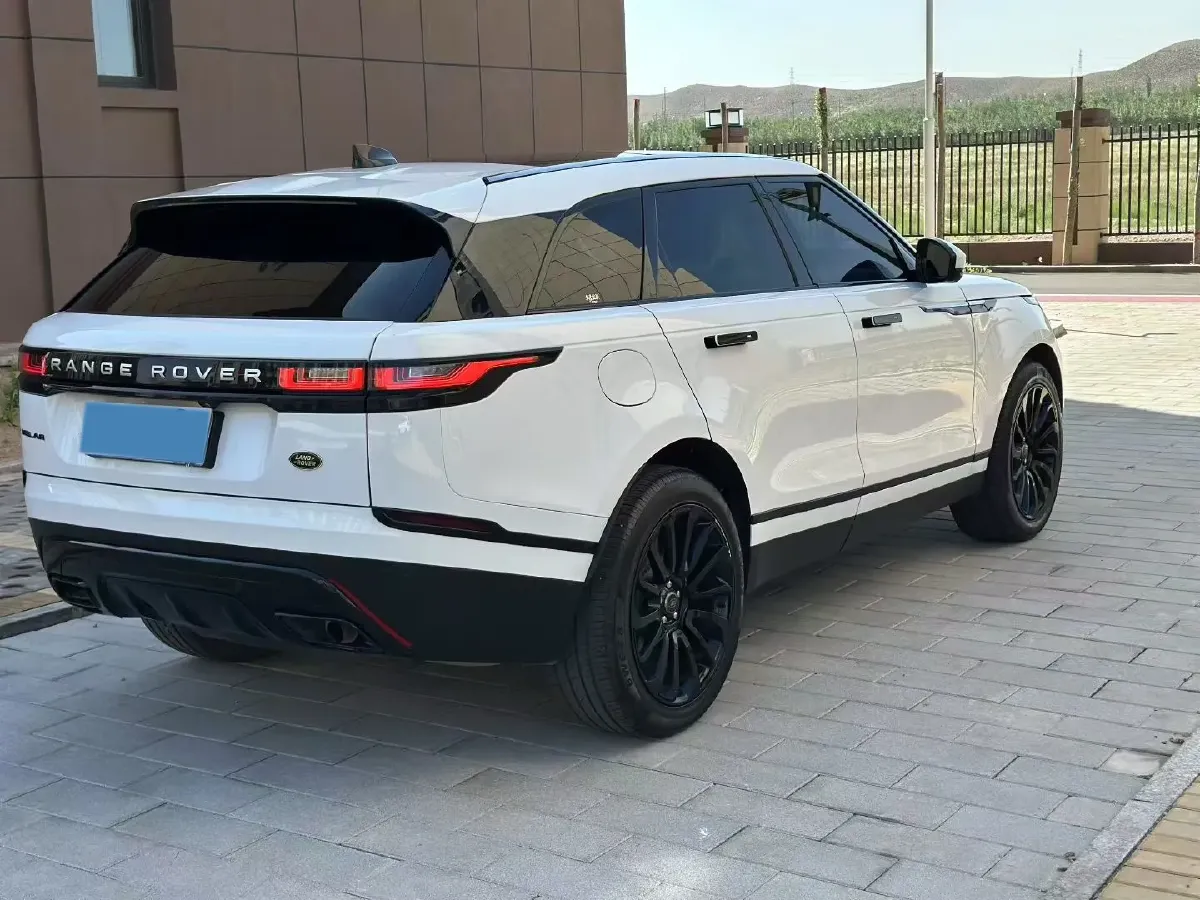2022 Land Rover Range Rover Velar 2.0T 250HP L4 8AT,autocango,china used car exporter,china ev exporter,chinese used car exporter,chinese used ev exporter