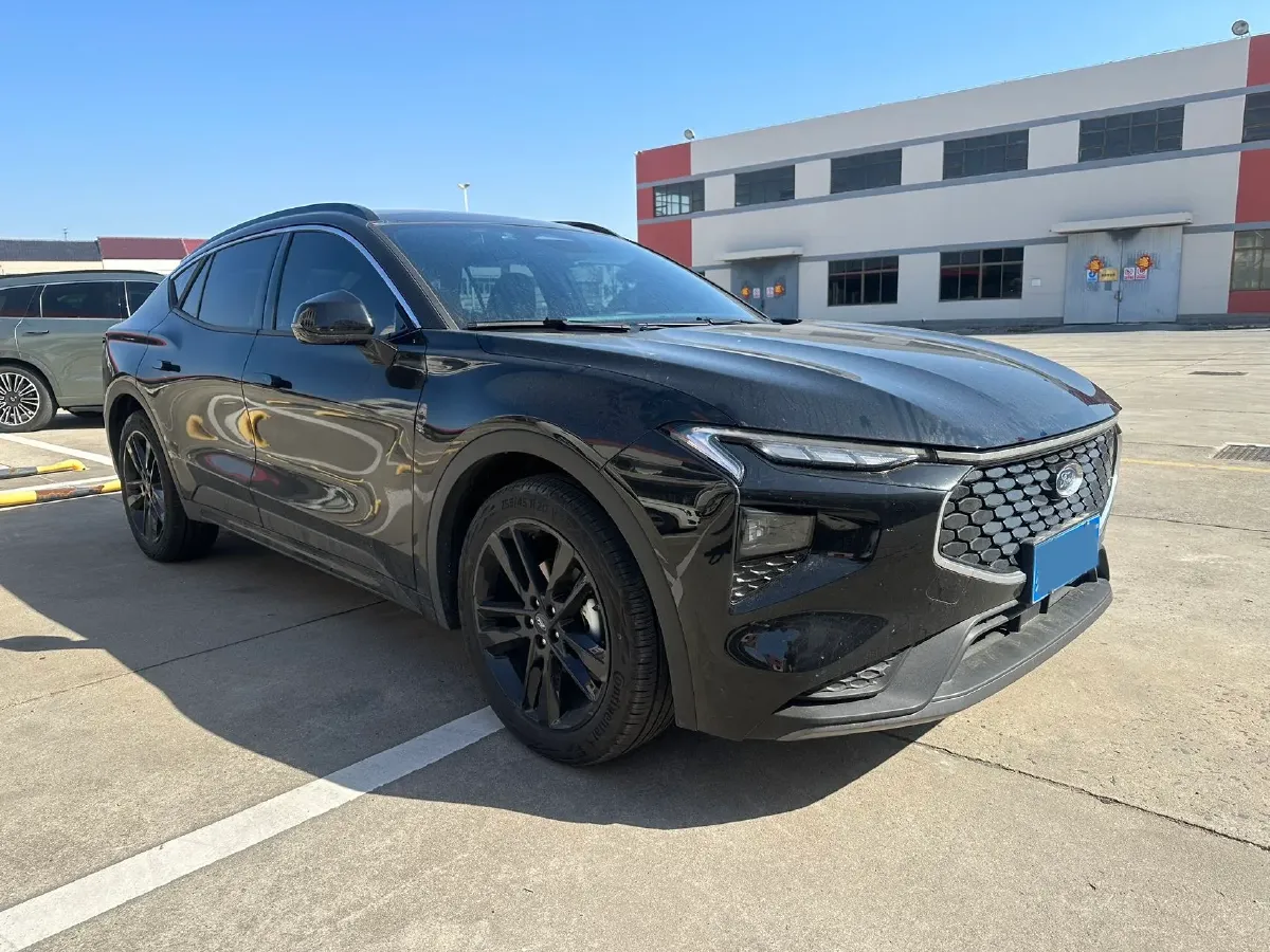 2025 Ford Mondeo 2.0T 288HP L4 E-CVT Hybrid,autocango,china used car exporter,china ev exporter,chinese used car exporter,chinese used ev exporter