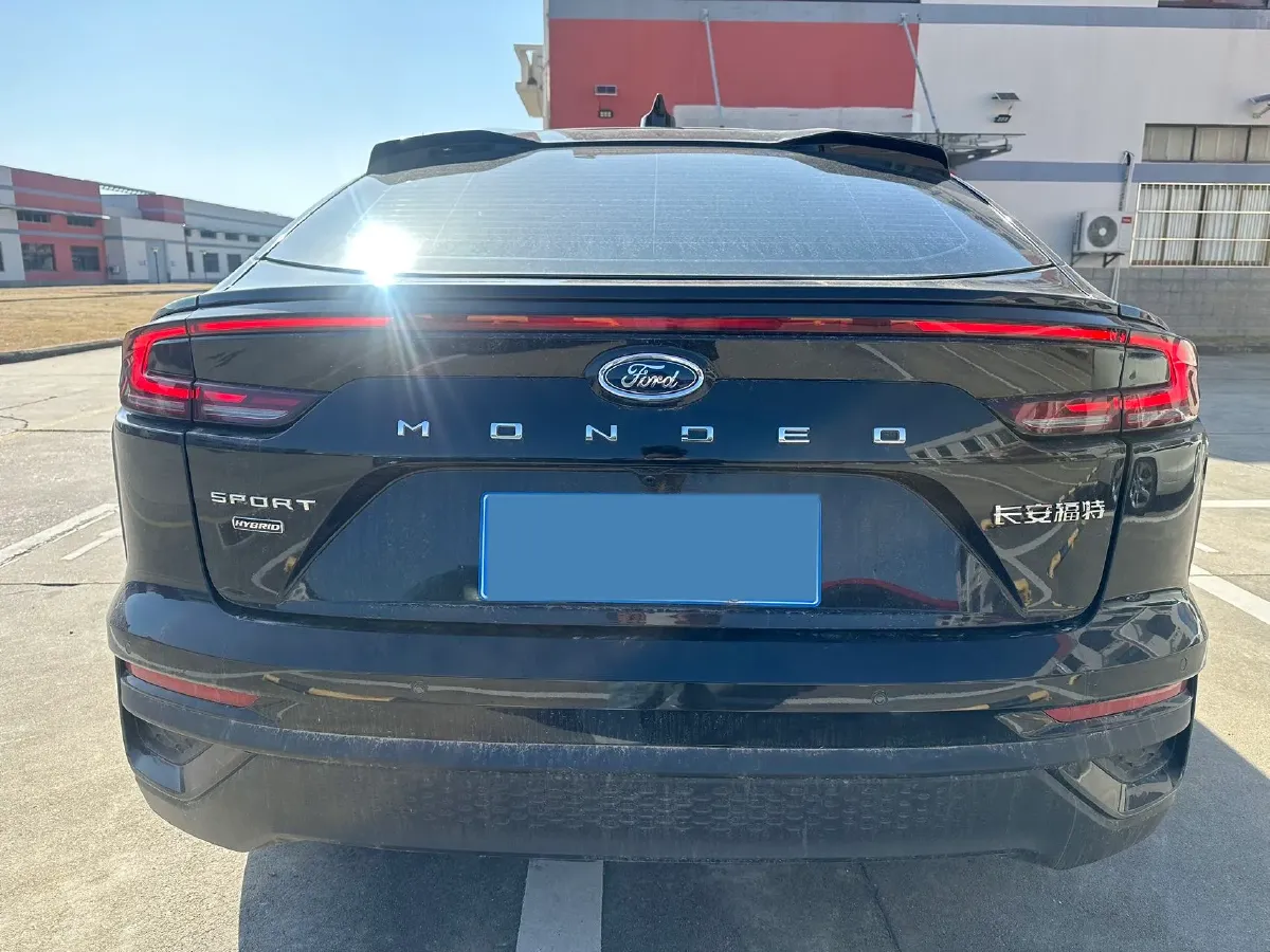 2025 Ford Mondeo 2.0T 288HP L4 E-CVT Hybrid,autocango,china used car exporter,china ev exporter,chinese used car exporter,chinese used ev exporter