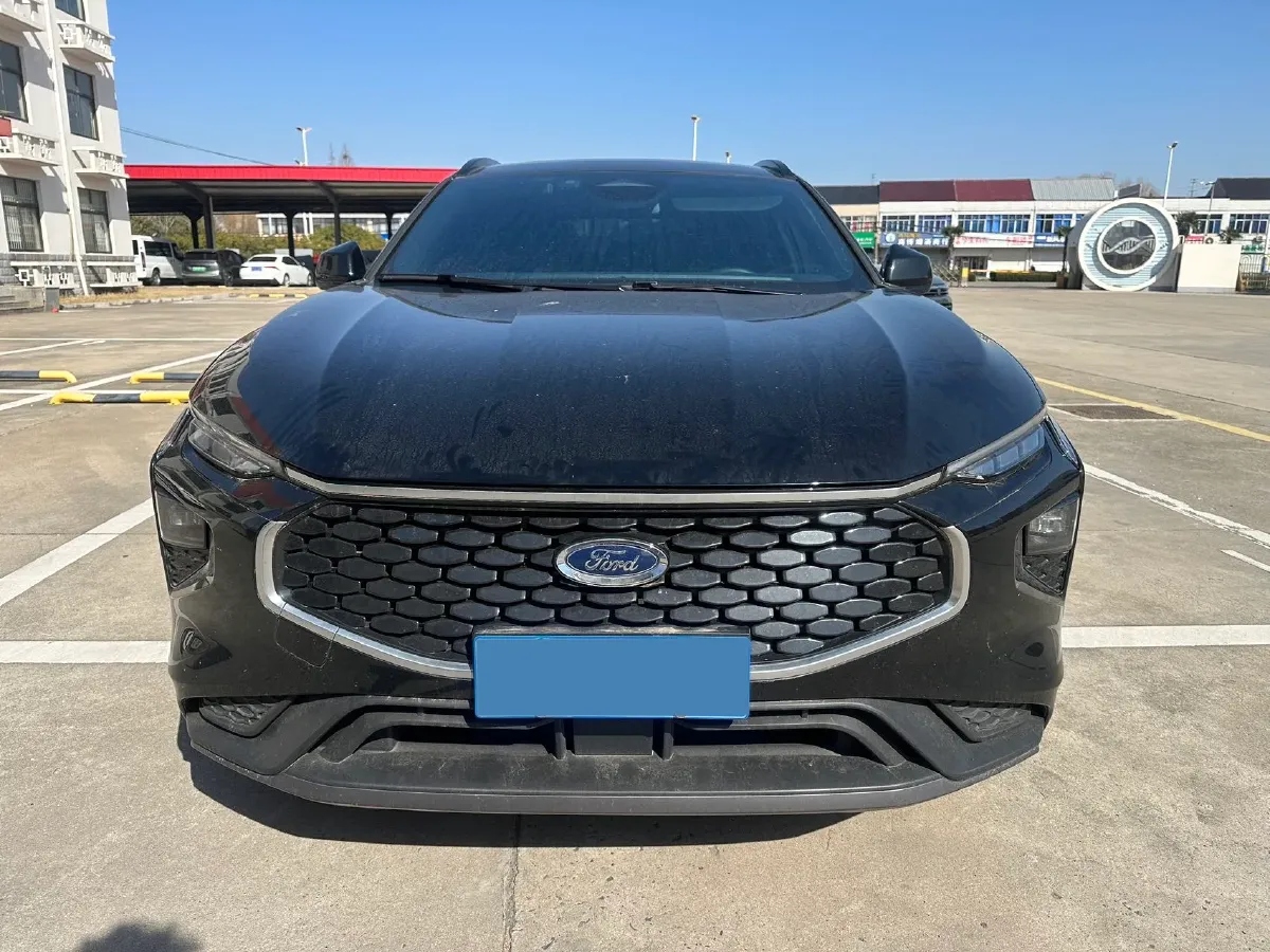 2025 Ford Mondeo 2.0T 288HP L4 E-CVT Hybrid,autocango,china used car exporter,china ev exporter,chinese used car exporter,chinese used ev exporter