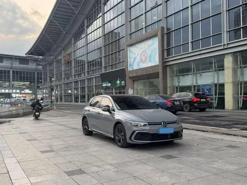2023 Volkswagen Golf 1.4T 150HP L4 7DCT,autocango,china used car exporter,china ev exporter,chinese used car exporter,chinese used ev exporter