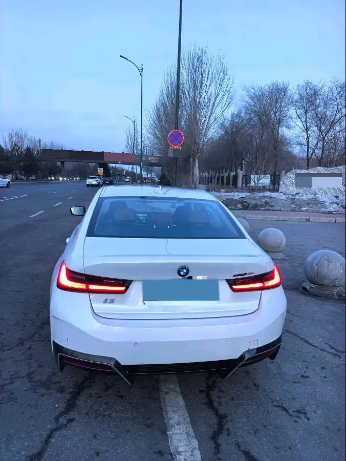 2024 BMW i3 BEV 70KWH,autocango,china used car exporter,china ev exporter,chinese used car exporter,chinese used ev exporter