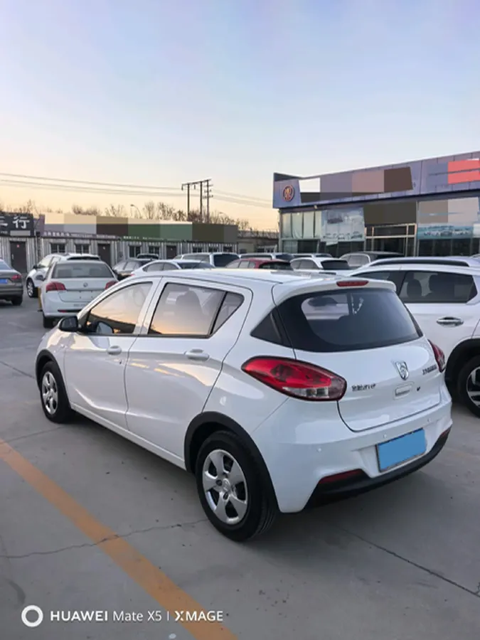 2020 BaoJun 310 1.2L 80HP L4 5MT,autocango,china used car exporter,china ev exporter,chinese used car exporter,chinese used ev exporter