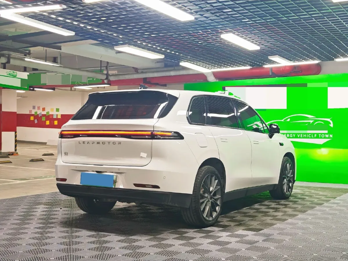 2024 Leapmotor C10 1.5L 95HP L4 REEV 28.4KWH,autocango,china used car exporter,china ev exporter,chinese used car exporter,chinese used ev exporter