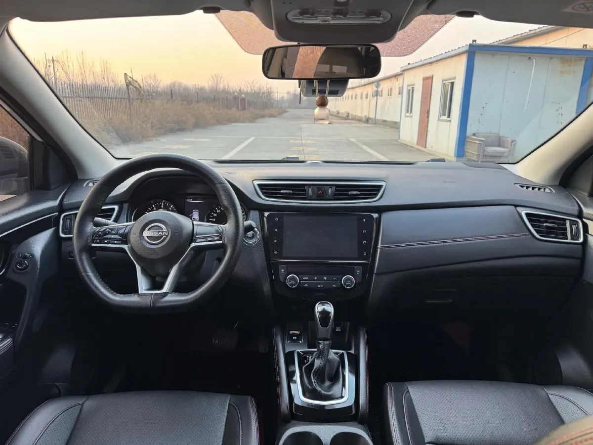 2025 Nissan Qashqai 2.0L 151HP L4 CVT,autocango,china used car exporter,china ev exporter,chinese used car exporter,chinese used ev exporter