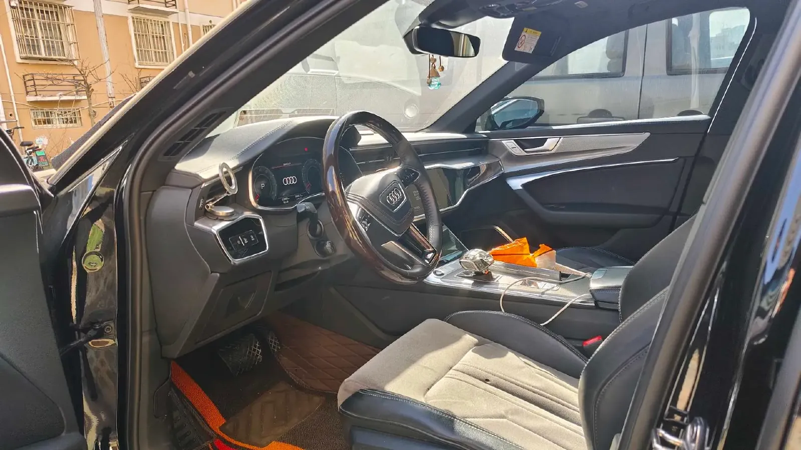 2023 Audi A6L 2.0T 245HP L4 7DCT,autocango,china used car exporter,china ev exporter,chinese used car exporter,chinese used ev exporter