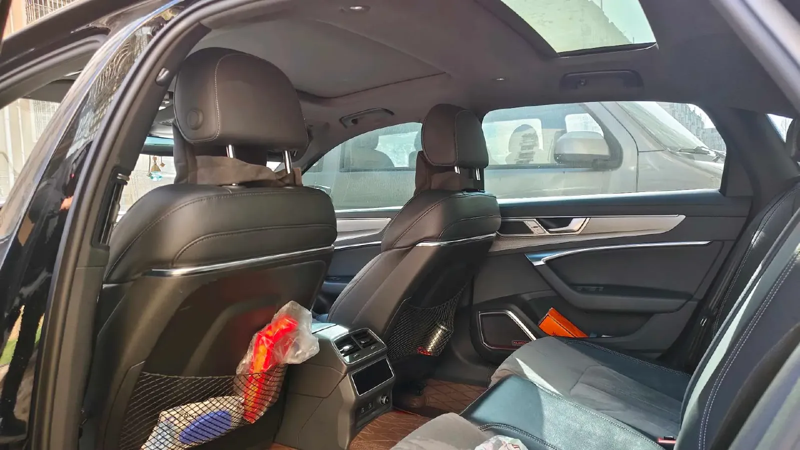 2023 Audi A6L 2.0T 245HP L4 7DCT,autocango,china used car exporter,china ev exporter,chinese used car exporter,chinese used ev exporter