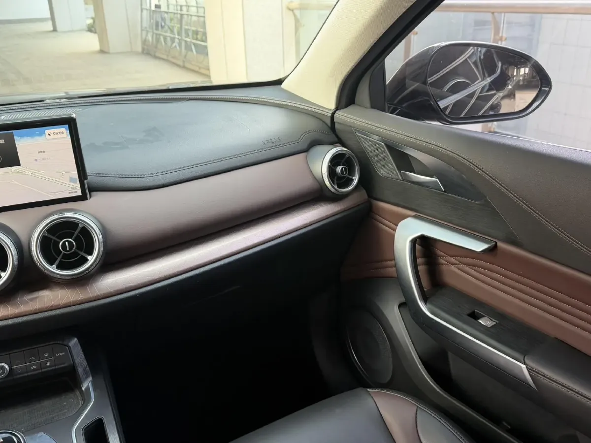 2020 WEY VV5 1.5T 171HP L4 7DCT,autocango,china used car exporter,china ev exporter,chinese used car exporter,chinese used ev exporter