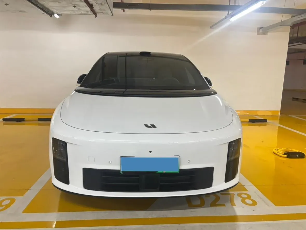 2025 Li i6 BEV,autocango,china used car exporter,china ev exporter,chinese used car exporter,chinese used ev exporter