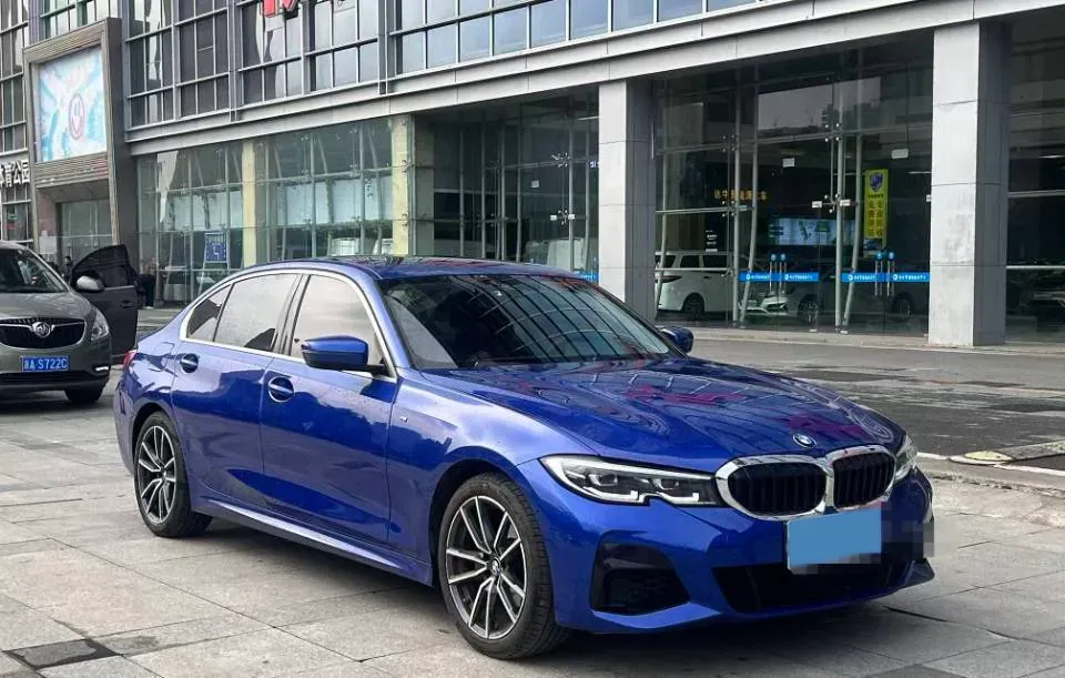 2021 BMW 3 Series 2.0T 184HP L4 8AT,autocango,china used car exporter,china ev exporter,chinese used car exporter,chinese used ev exporter