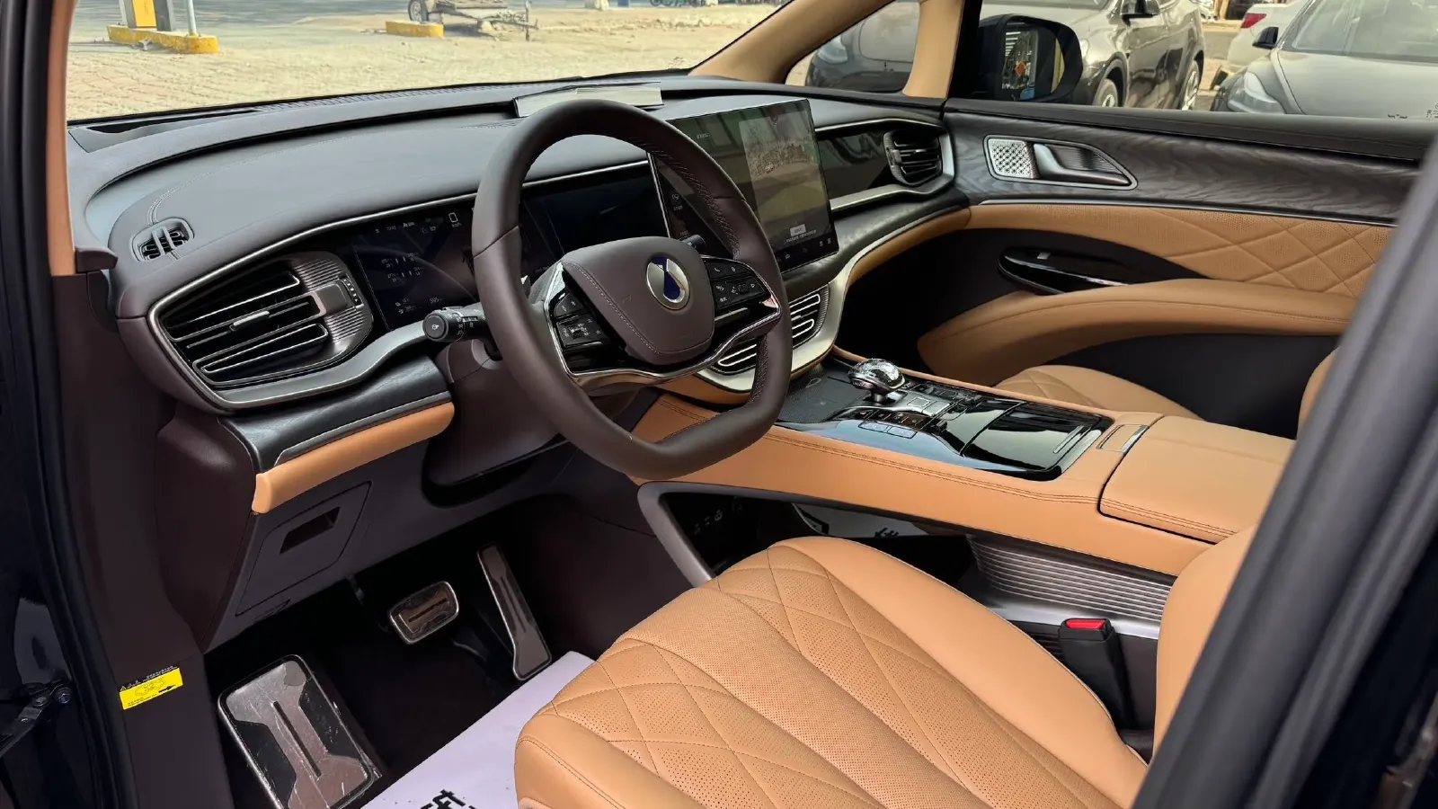 2025 Denza D9 BEV 103KWH,autocango,china used car exporter,china ev exporter,chinese used car exporter,chinese used ev exporter