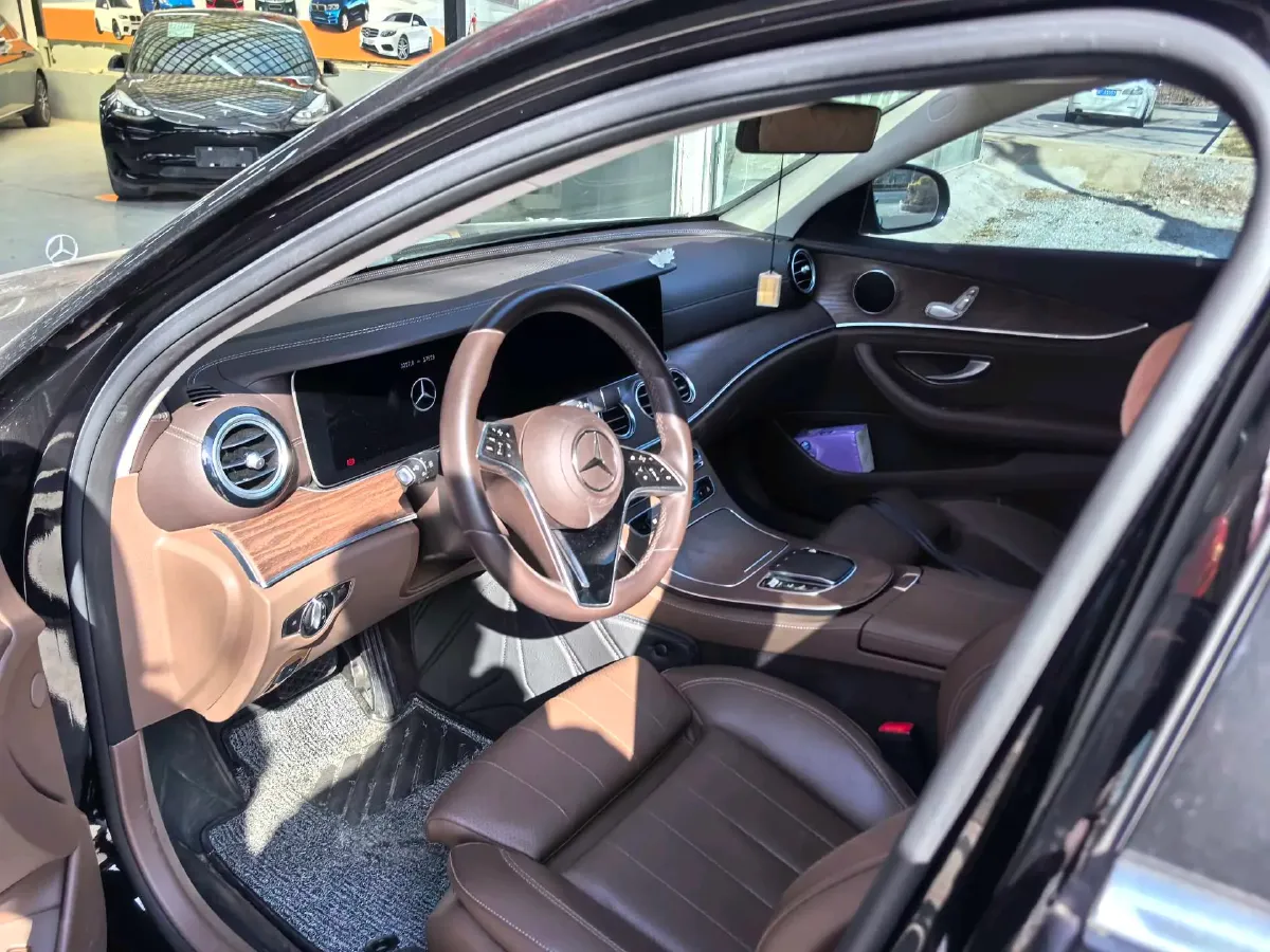 2022 Mercedes-Benz E Class 2.0T 197HP L4 9AT,autocango,china used car exporter,china ev exporter,chinese used car exporter,chinese used ev exporter