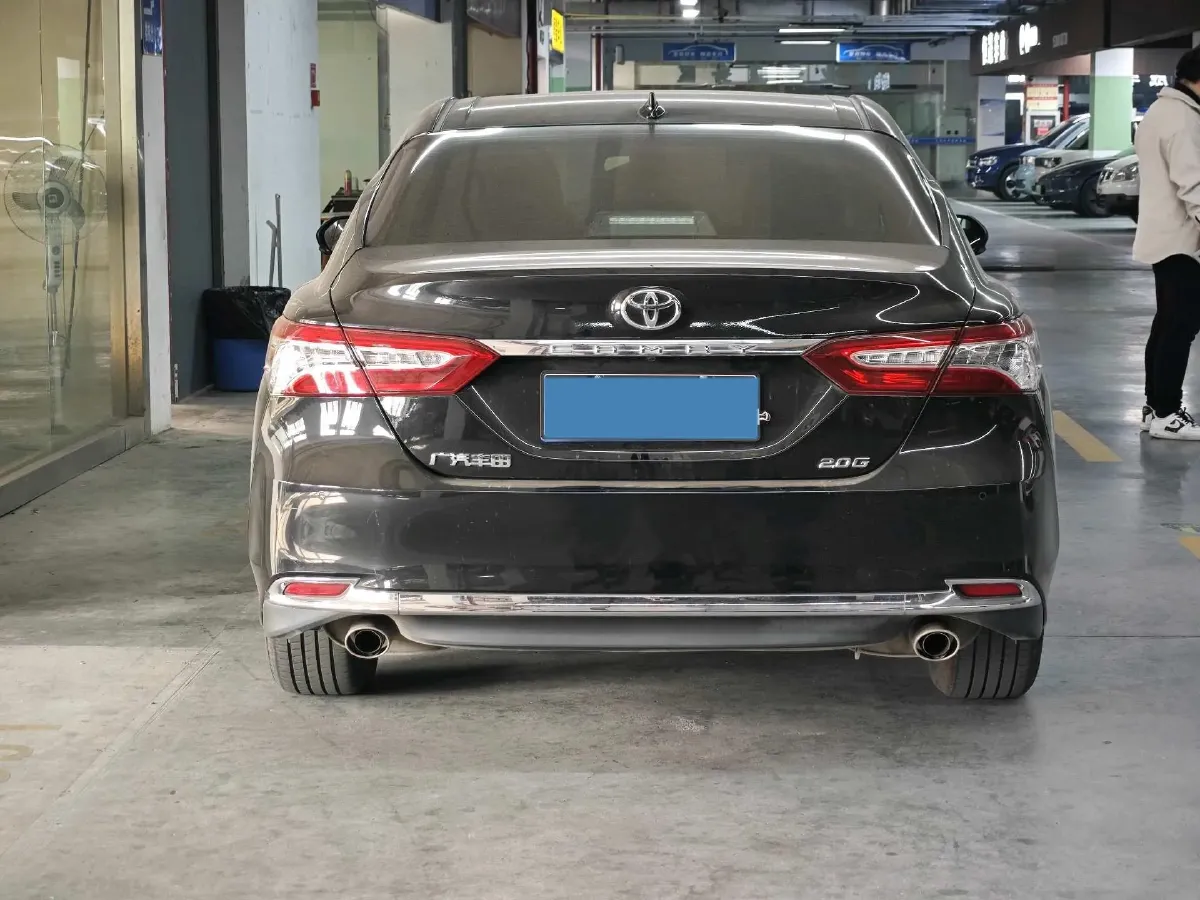 2023 Toyota Camry 2.5L 207HP L4 8AT,autocango,china used car exporter,china ev exporter,chinese used car exporter,chinese used ev exporter